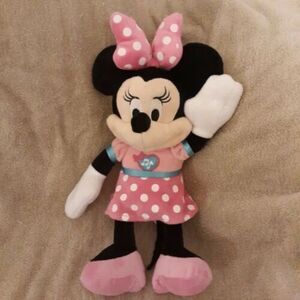 Disney Clubhouse Fun Minnie Mouse Mickey Bowtique Song & Phrases Doll Plush Toy